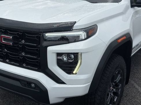 Used 2023 GMC Canyon Elevation w/ Elevation Premium Package AWD/4WD image 9