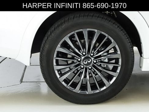 Used 2024 INFINITI QX80 Sensory AWD/4WD image 53