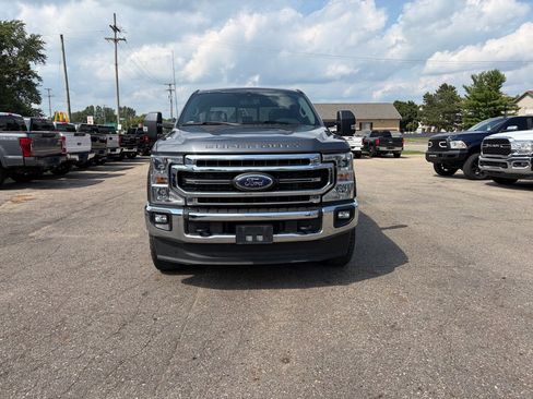 Used 2021 Ford F250 Lariat w/ Lariat Ultimate Package AWD/4WD image 3