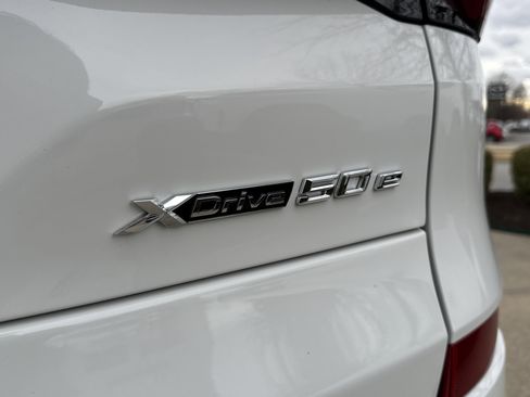 New 2026 BMW X5 xDrive50e w/ M Sport Package image 7