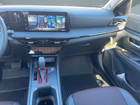 New 2026 Nissan Kicks SR w/ Cold Weather Package image 27