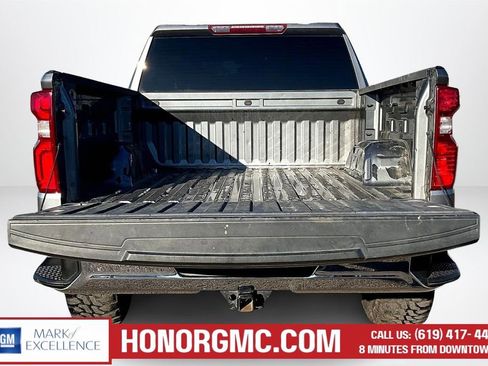 Used 2022 Chevrolet Silverado 1500 LT image 7