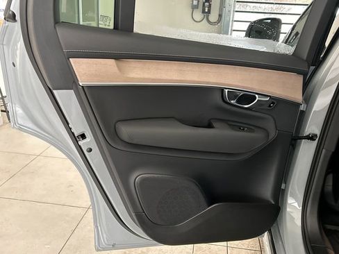 Used 2026 Volvo XC90 B6 Plus w/ Protection Package Premier image 21