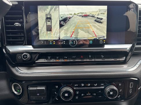 Used 2024 Chevrolet Silverado 2500 High Country w/ High Country Premium Package image 41