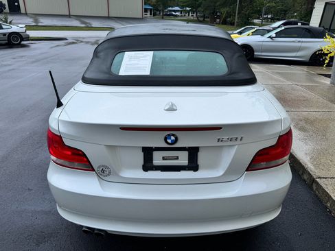 Used 2013 BMW 128i Convertible w/ Premium Pkg image 4