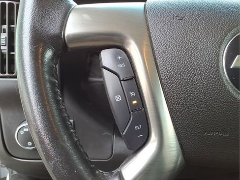 Used 2019 Chevrolet Express 2500 w/ Driver Convenience Package image 17