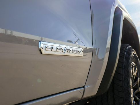 New 2026 GMC Canyon Elevation w/ Convenience Package image 14