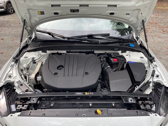 Certified 2023 Volvo S60 B5 Plus AWD/4WD image 26