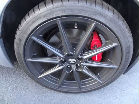 Used 2025 Toyota GR86 Premium w/ Performance Package RWD image 12
