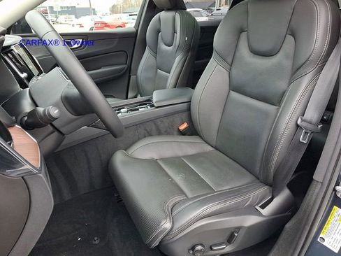 Certified 2023 Volvo XC60 B5 Ultimate image 16