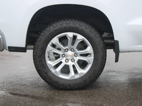 New 2026 Chevrolet Silverado 1500 LTZ w/ LTZ Premium Package AWD/4WD image 13