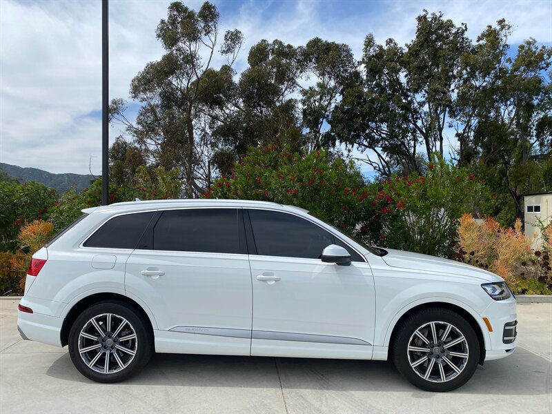 Used 2017 Audi Q7 3.0T Premium Plus AWD/4WD image 7