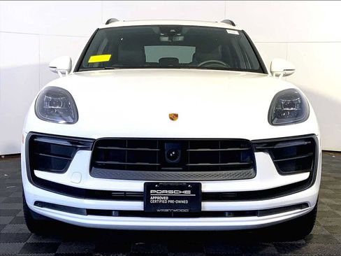 Certified 2023 Porsche Macan AWD/4WD image 10