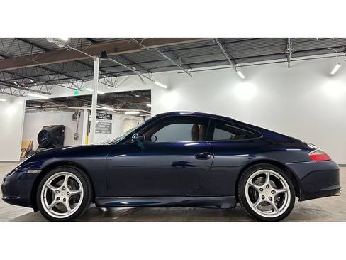 Used 2002 Porsche 911 Carrera image 8