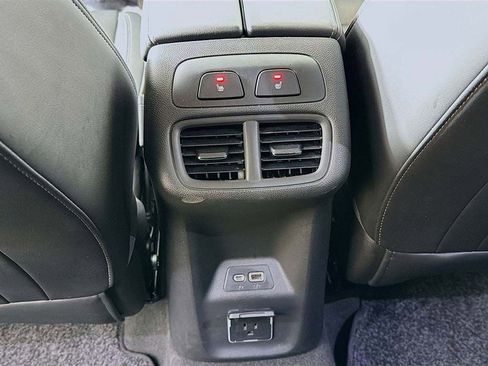 Used 2023 Buick Envision Avenir image 39