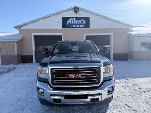 Used 2016 GMC Sierra 2500 SLT w/ Duramax Plus Package image 2