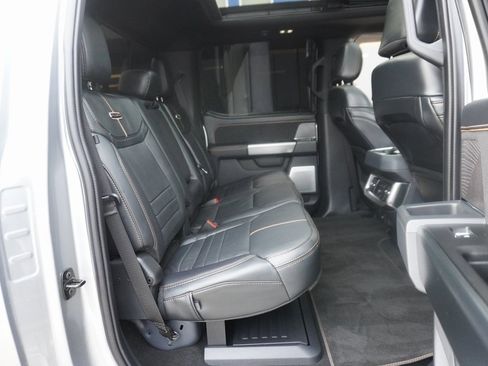 Certified 2024 Ford F250 Platinum image 25