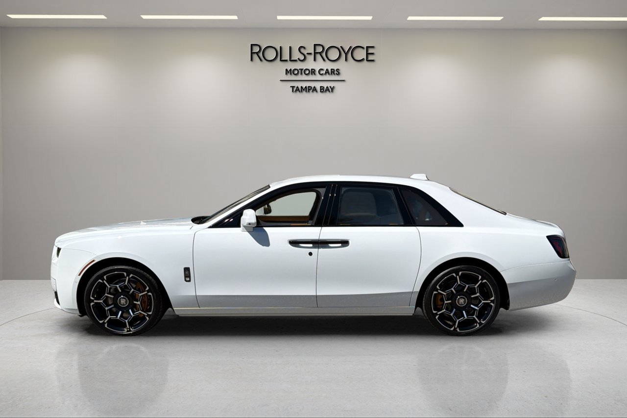 New 2027 Rolls-Royce Ghost Black Badge AWD/4WD image 3