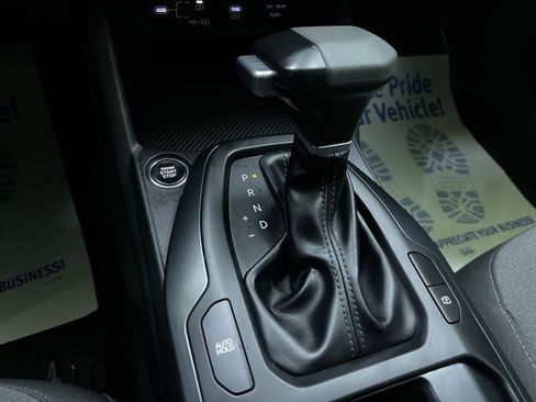 Used 2025 Kia K4 LXS image 24