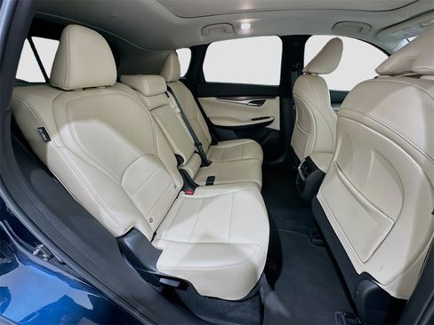 Used 2022 INFINITI QX50 Luxe image 28