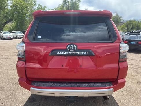Used 2019 Toyota 4Runner TRD Off-Road Premium AWD/4WD image 5