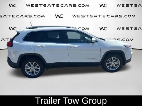 Used 2017 Jeep Cherokee Latitude w/ Safety/Convenience Group AWD/4WD image 7