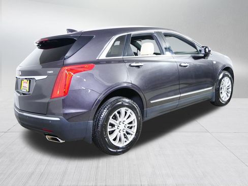 Used 2018 Cadillac XT5 Luxury w/ Driver Awareness Package AWD/4WD image 7