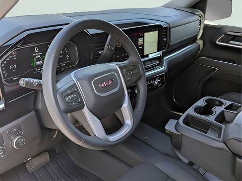 Used 2025 GMC Sierra 1500 Elevation RWD image 5