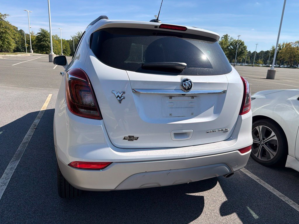 Used 2020 Buick Encore Preferred AWD/4WD image 16
