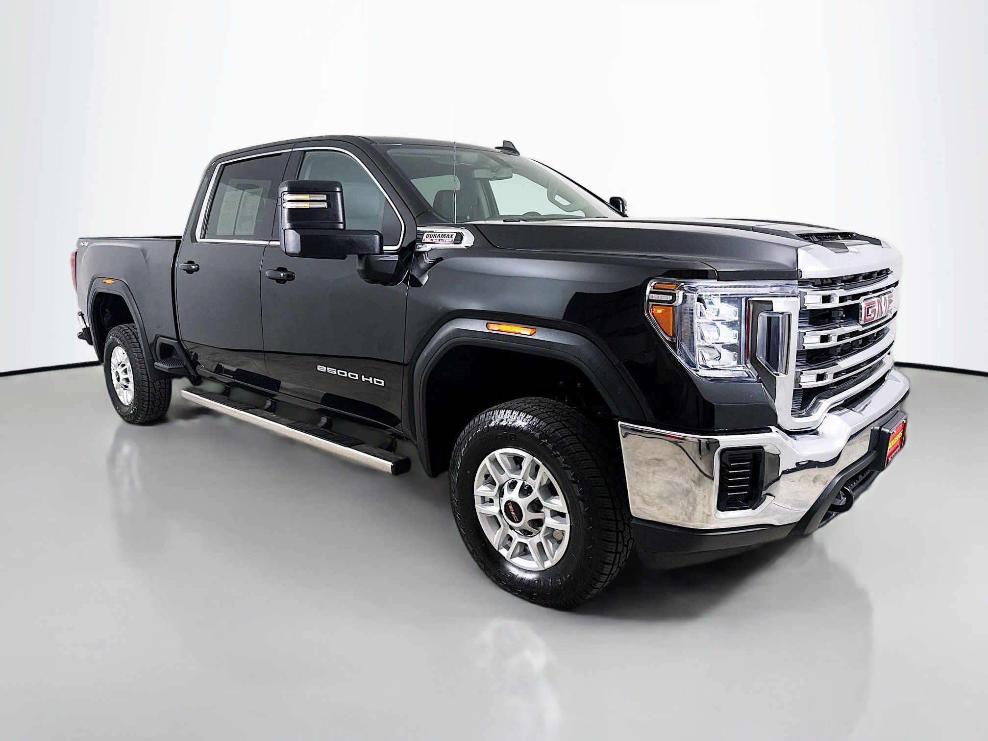 Used 2022 GMC Sierra 2500 SLE AWD/4WD image 1