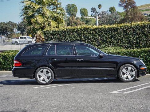 Used 2005 Mercedes-Benz E 500 4MATIC Wagon image 7