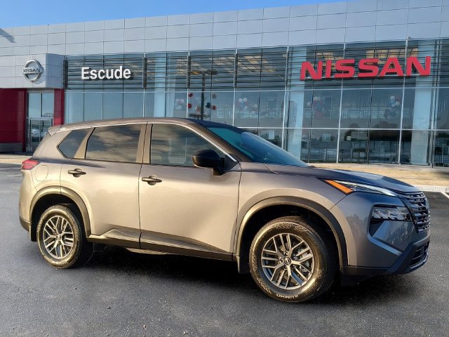 Certified 2026 Nissan Rogue S FWD 360° Tour