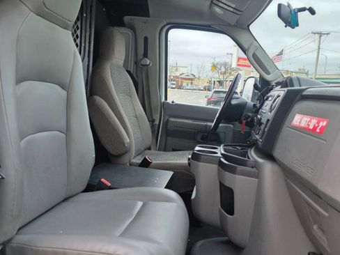 Used 2012 Ford E-350 and Econoline 350 Super Duty RWD image 9