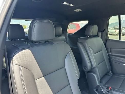 New 2026 Chevrolet Traverse LT w/ Driver Confidence Package AWD/4WD image 25