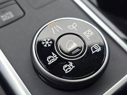 New 2026 Nissan Pathfinder Platinum AWD/4WD image 34