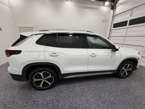 Used 2026 Volkswagen Tiguan SE AWD/4WD image 7