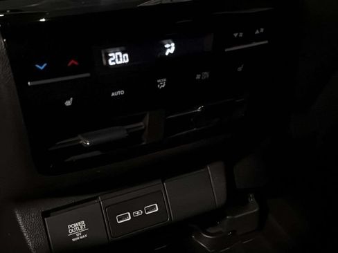 Used 2022 Acura MDX A-Spec AWD/4WD image 17