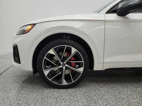Used 2024 Audi SQ5 Premium Plus image 21