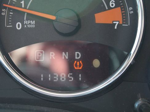 Used 2015 Jeep Compass Limited w/ Sun/Sound Group image 29