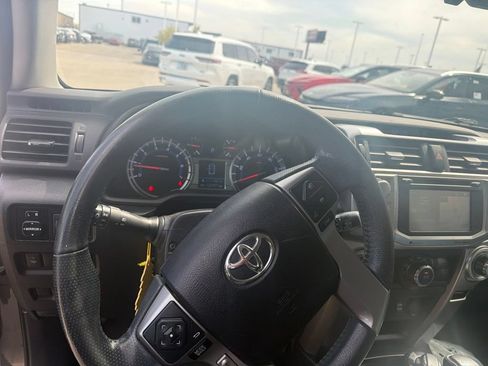 Used 2018 Toyota 4Runner SR5 Premium w/ Wilderness Package AWD/4WD image 14