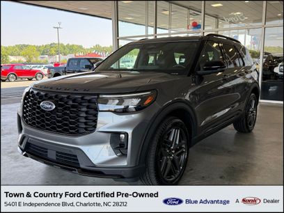 Used 2025 Ford Explorer ST-Line w/ ST-Line Street Pack