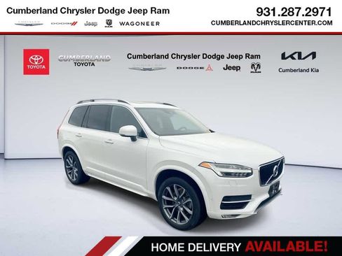 Used 2017 Volvo XC90 T6 Momentum w/ Vision Package image 1