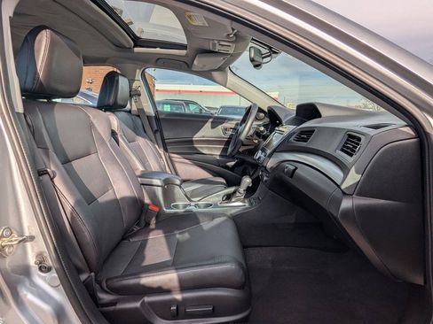 Used 2017 Acura ILX FWD image 16