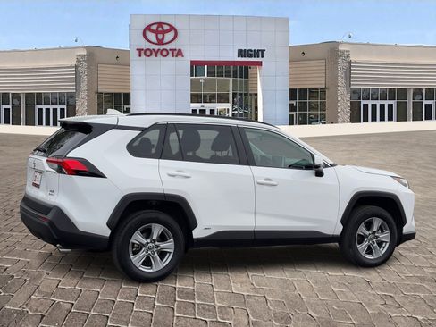 Certified 2025 Toyota RAV4 XLE image 8