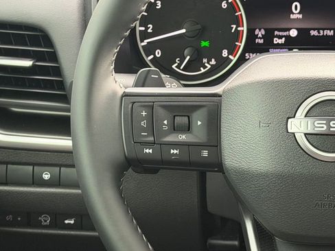 Used 2026 Nissan Rogue SV w/ SV Premium Package image 29