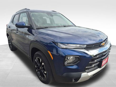 Used 2022 Chevrolet TrailBlazer LT w/ Convenience Package AWD/4WD image 7
