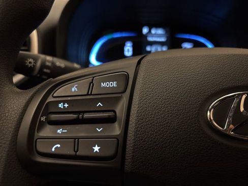 Certified 2026 Hyundai Venue SE FWD image 17