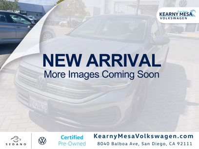 Used 2023 Volkswagen Jetta SE w/ Panoramic Sunroof Package
