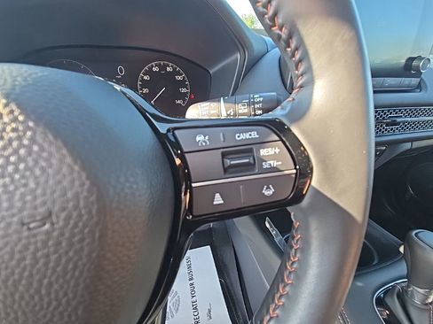 Used 2025 Honda HR-V Sport image 19