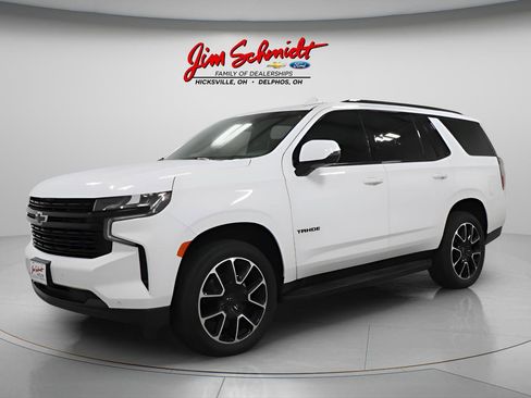 Used 2024 Chevrolet Tahoe RST w/ Sport Performance Package AWD/4WD image 2
